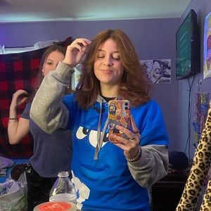 Meet your Posher, Veronica